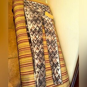 NEW Niyama Sol "MOON PHASE" Brown and Black Patterned Leggings